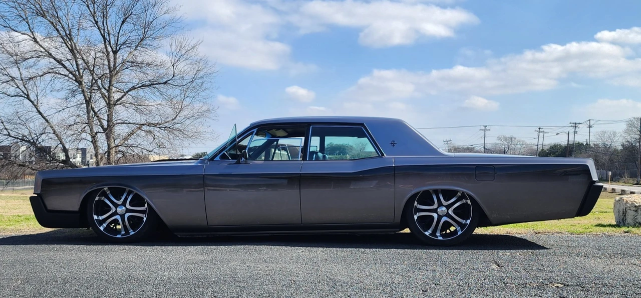 1967 Lincoln Continental 4th Gen - Image 4 of 13