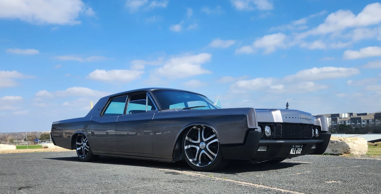 1967 Lincoln Continental 4th Gen - Image 6 of 13