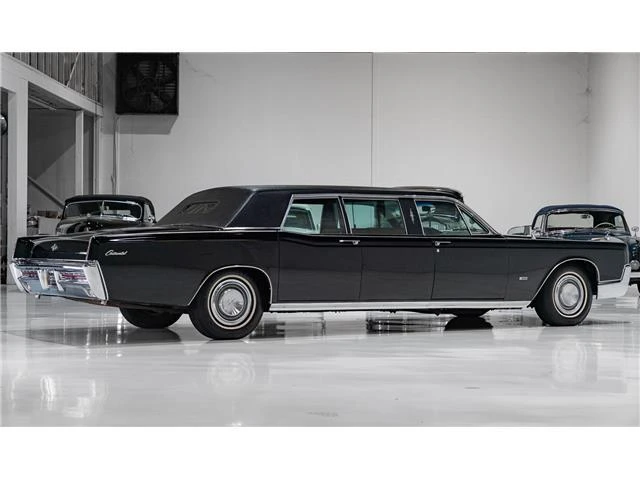 1967 Lincoln Continental 4th Gen - Image 5 of 21