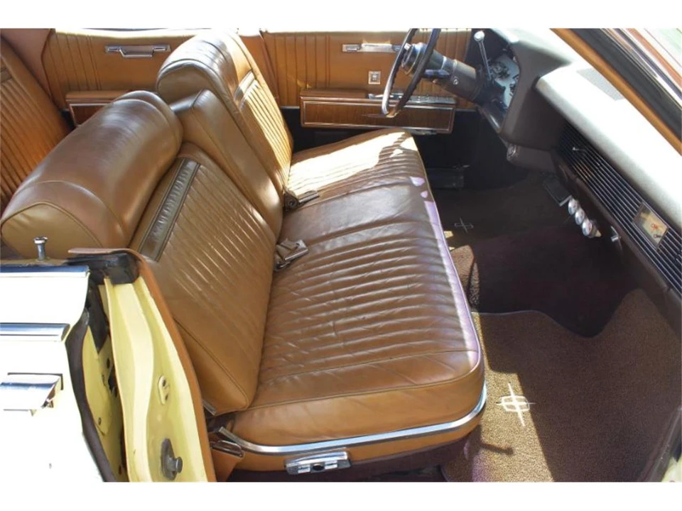 1967 Lincoln Continental 4th Gen - Image 9 of 16