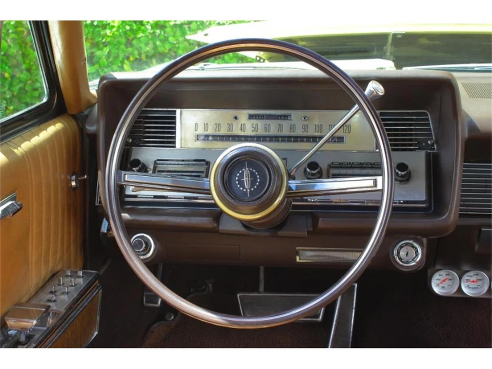 1967 Lincoln Continental 4th Gen - Image 8 of 16