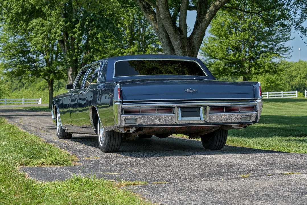 1967 Lincoln Continental 4th Gen - Image 11 of 31