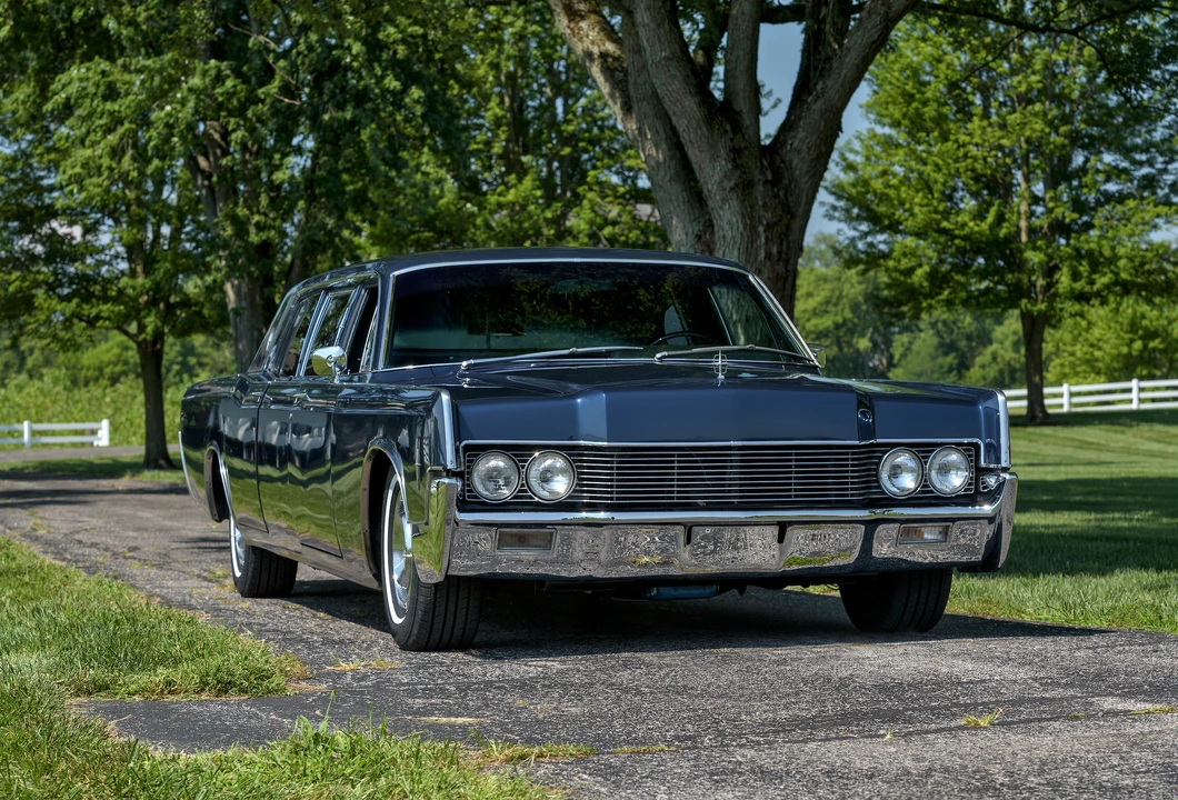 1967 Lincoln Continental 4th Gen - Image 3 of 31