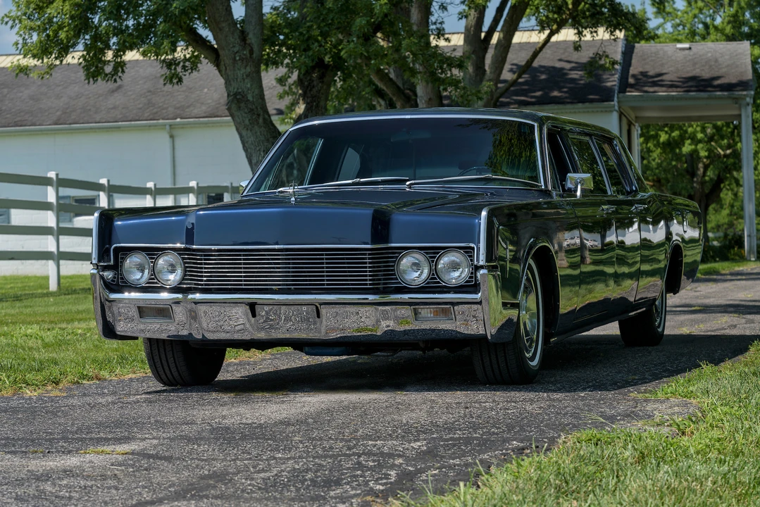 1967 Lincoln Continental 4th Gen - Image 4 of 31