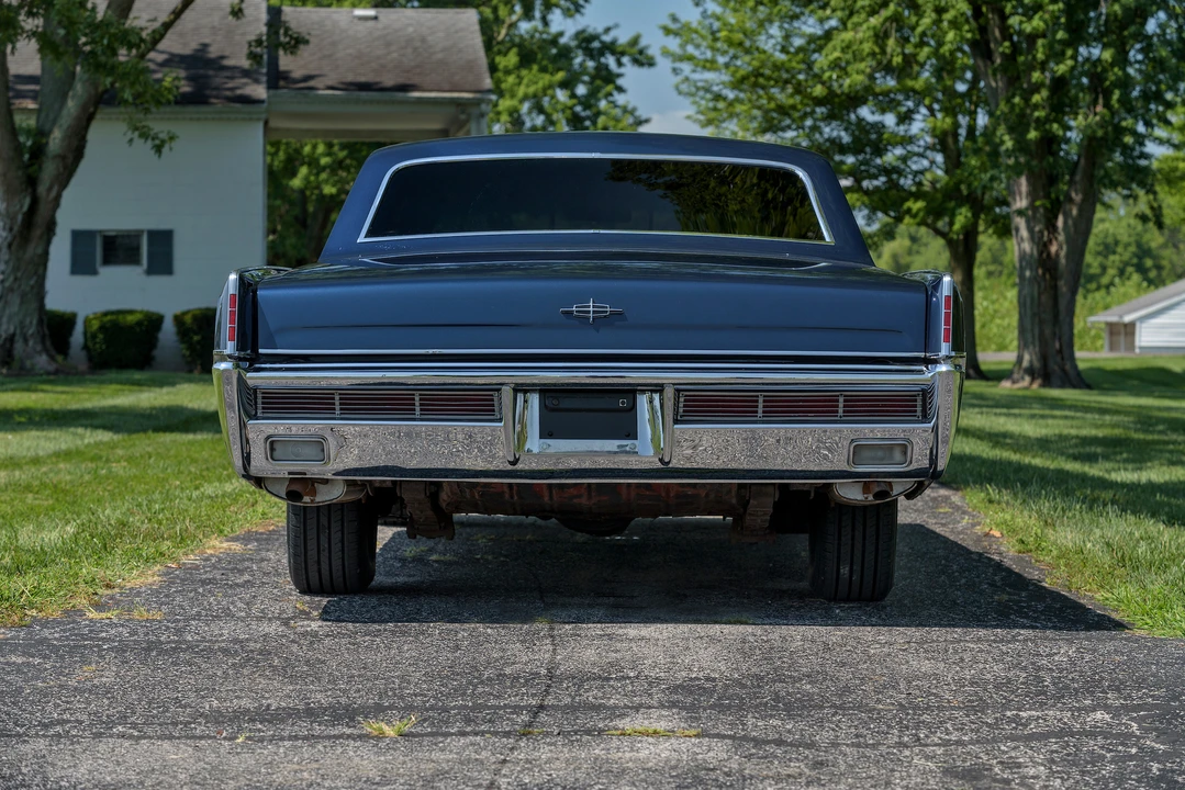 1967 Lincoln Continental 4th Gen - Image 10 of 31