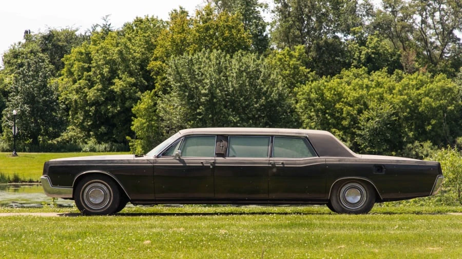 1967 Lincoln Continental 4th Gen - Image 3 of 25