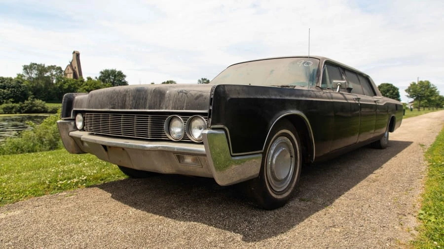 1967 Lincoln Continental 4th Gen - Image 15 of 25