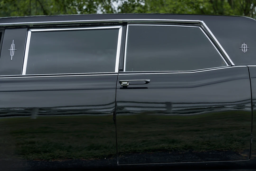 1967 Lincoln Continental 4th Gen - Image 26 of 31