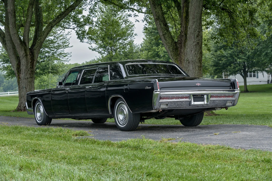 1967 Lincoln Continental 4th Gen - Image 13 of 31