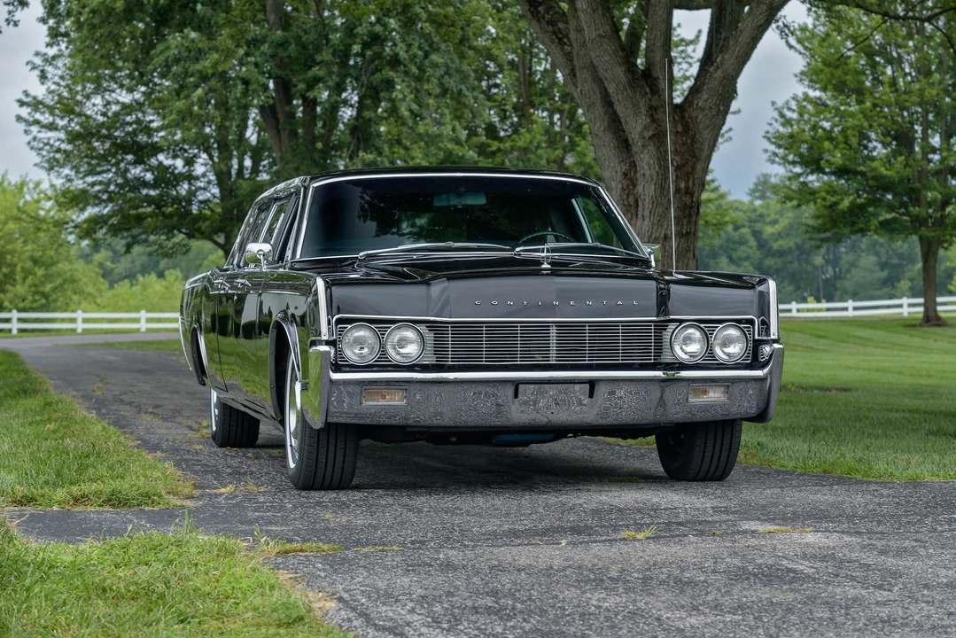 1967 Lincoln Continental 4th Gen - Image 3 of 31