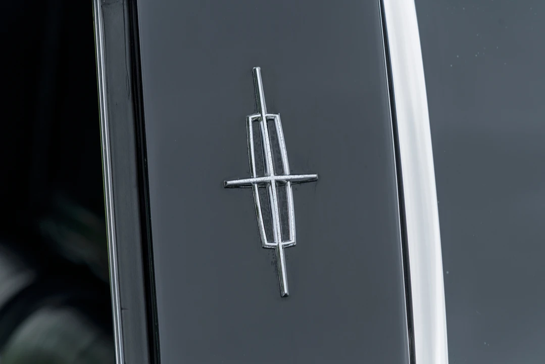 1967 Lincoln Continental 4th Gen - Image 15 of 31