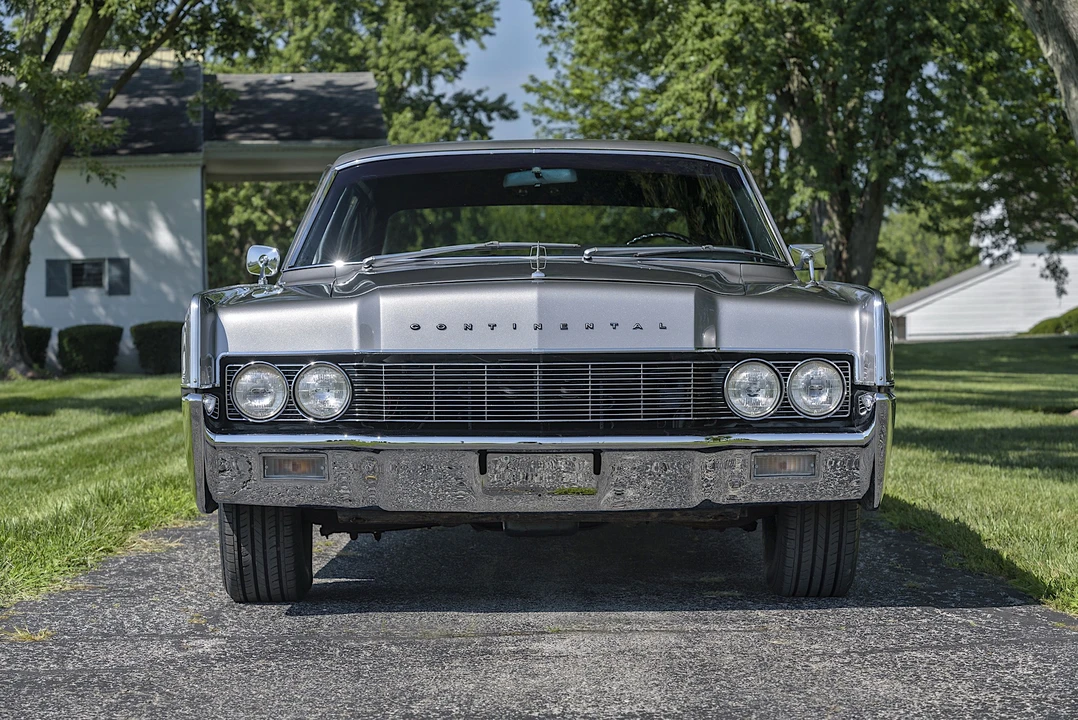 1967 Lincoln Continental 4th Gen - Image 4 of 31