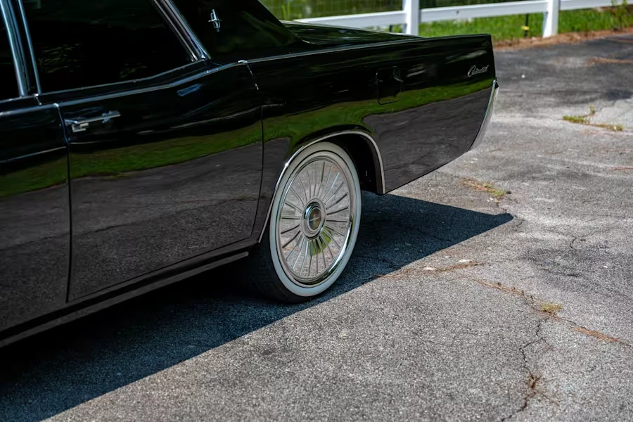 1967 Lincoln Continental 4th Gen - Image 14 of 31
