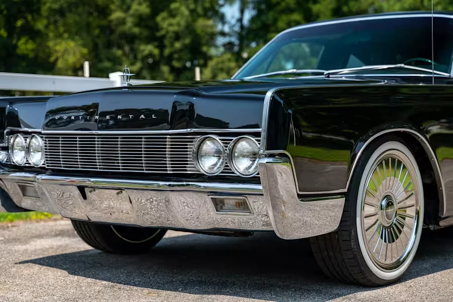 1967 Lincoln Continental 4th Gen - Image 8 of 31