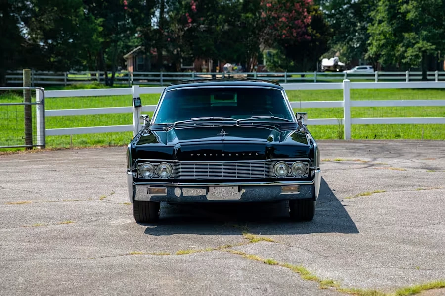 1967 Lincoln Continental 4th Gen - Image 4 of 31