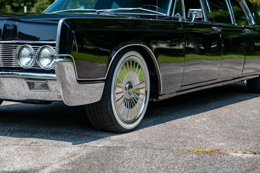 1967 Lincoln Continental 4th Gen - Image 12 of 31