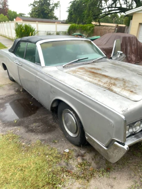 1967 Lincoln Continental 4th Gen - Image 2 of 14