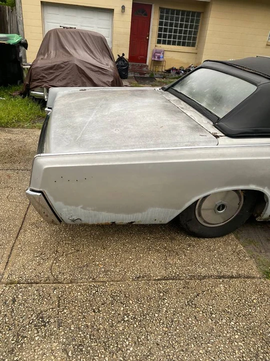 1967 Lincoln Continental 4th Gen - Image 3 of 14