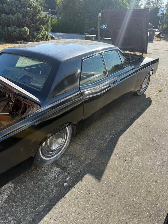 1967 Lincoln Continental 4th Gen - Image 2 of 8