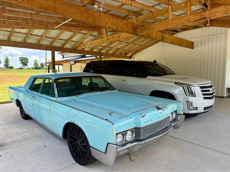 1967 Lincoln Continental 4th Gen - Image 2 of 12