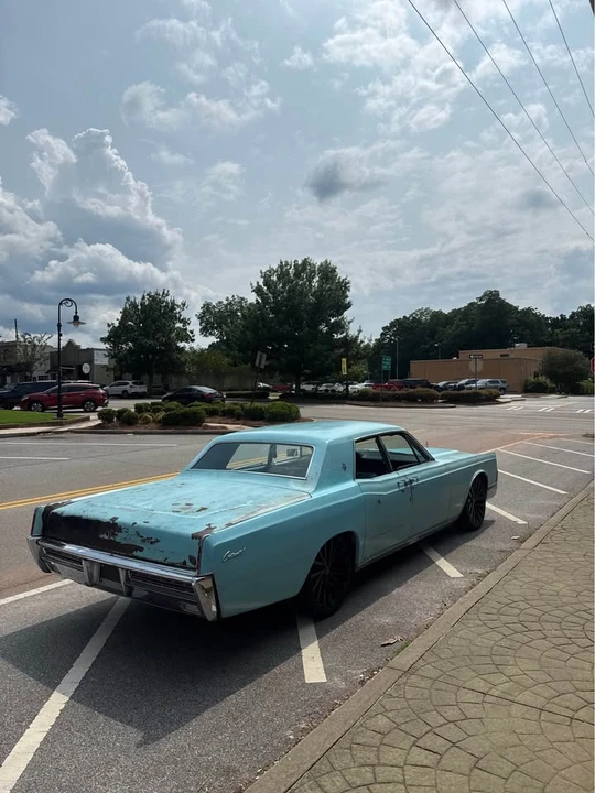 1967 Lincoln Continental 4th Gen - Image 7 of 12