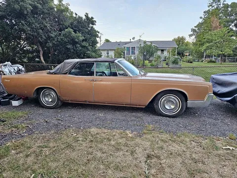 1967 Lincoln Continental