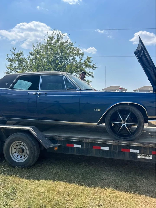 1967 Lincoln Continental 4th Gen - Image 3 of 3