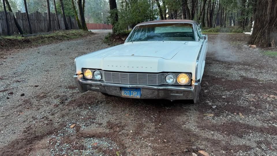 1967 Lincoln Continental 4th Gen - Image 2 of 12