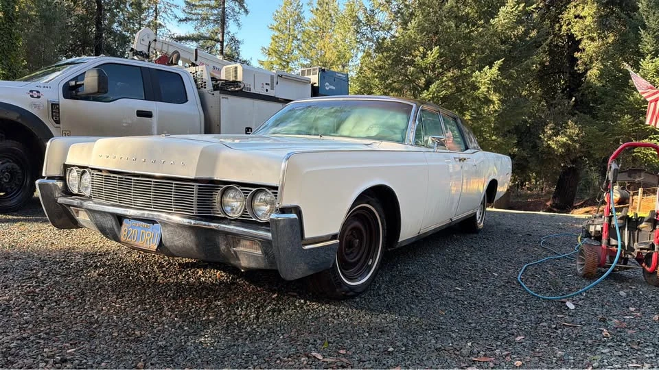 1967 Lincoln Continental 4th Gen - Image 12 of 12