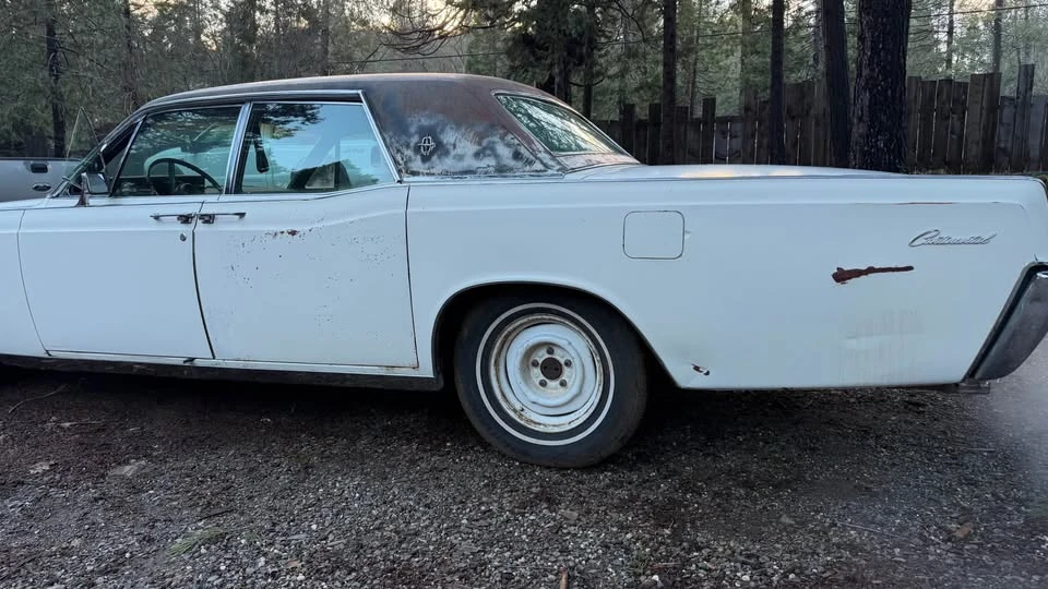 1967 Lincoln Continental 4th Gen - Image 4 of 12