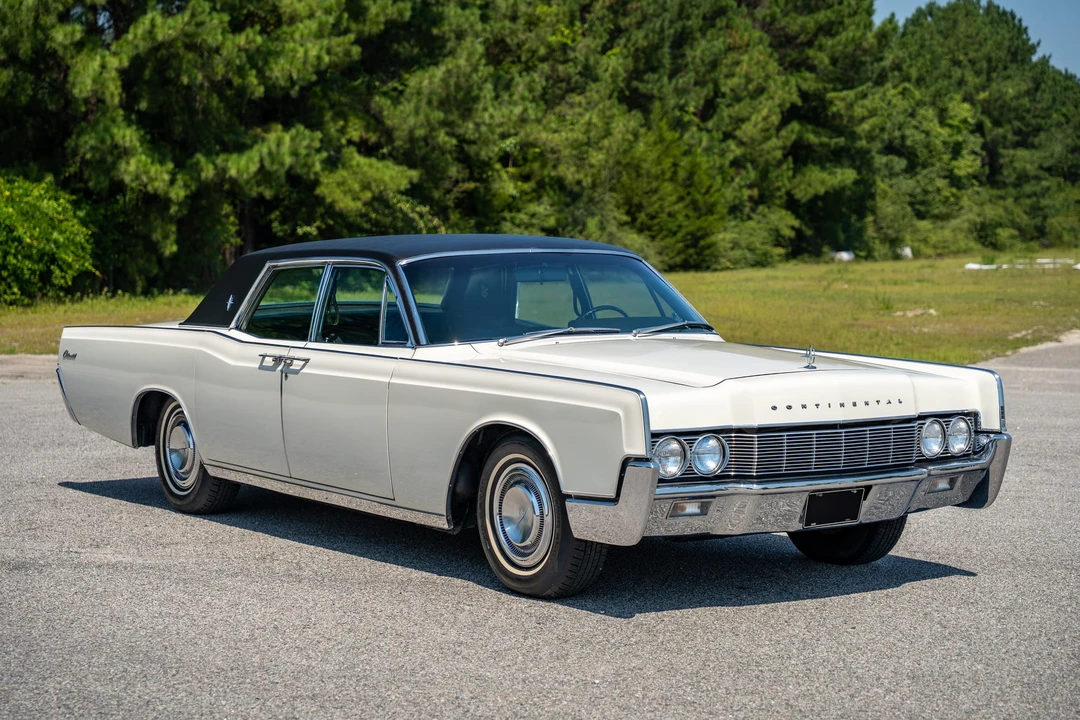 1967 Lincoln Continental 4th Gen - Image 7 of 31
