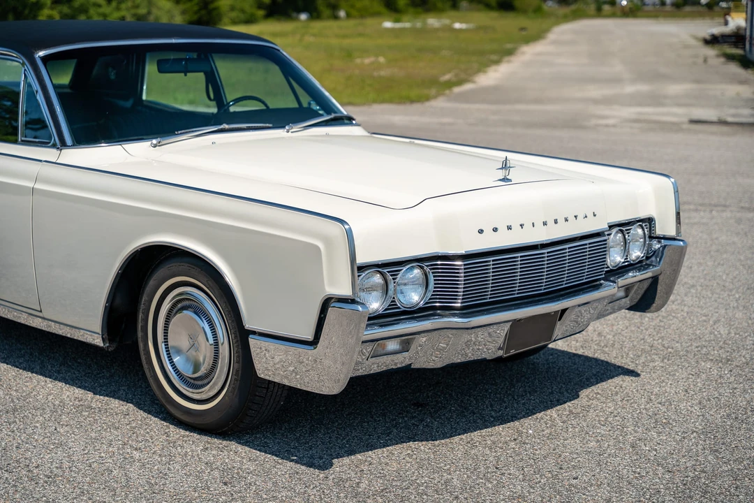 1967 Lincoln Continental 4th Gen - Image 30 of 31