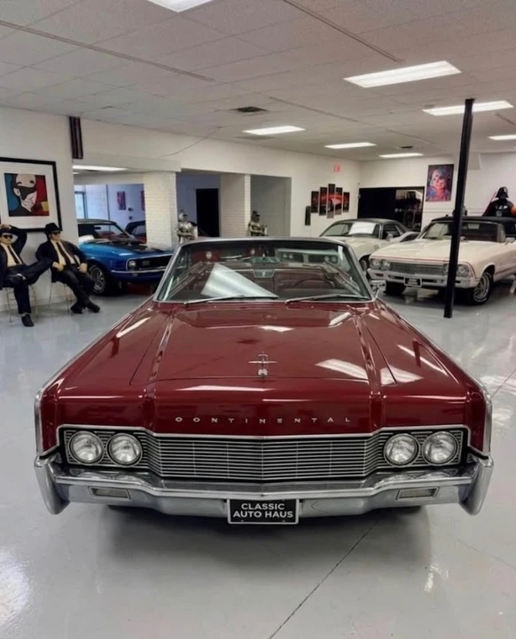 1967 Lincoln Continental 4th Gen - Image 5 of 20