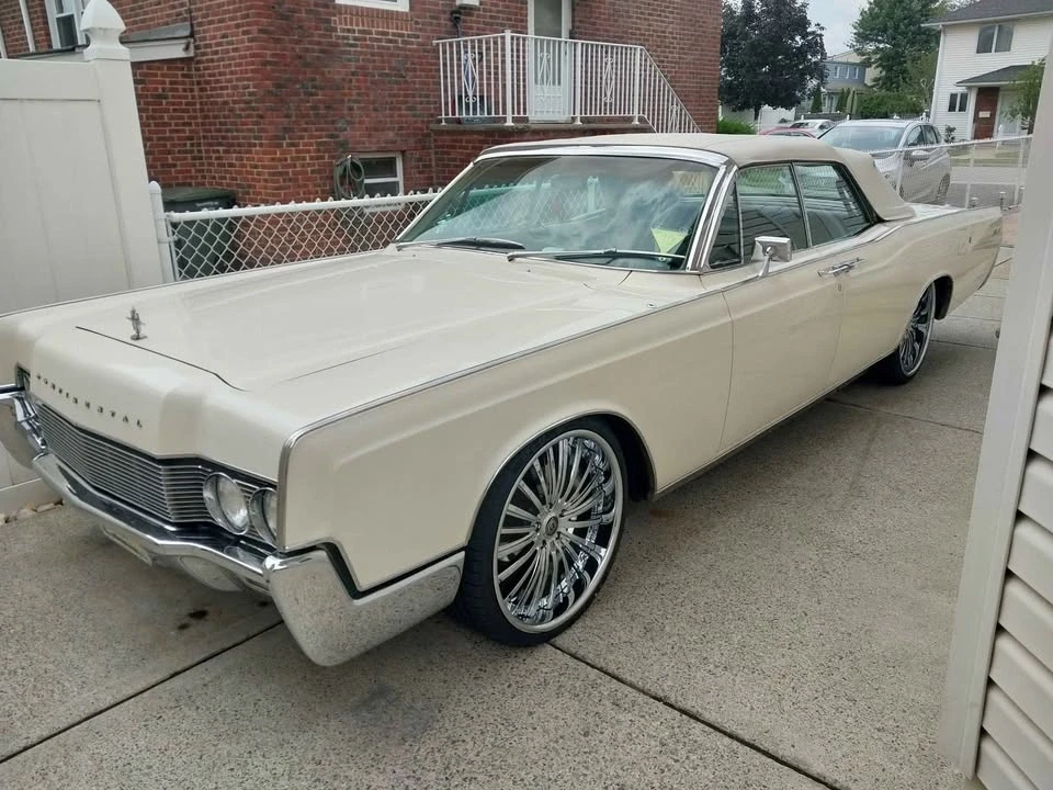 1967 Lincoln Continental 4th Gen - Image 5 of 8