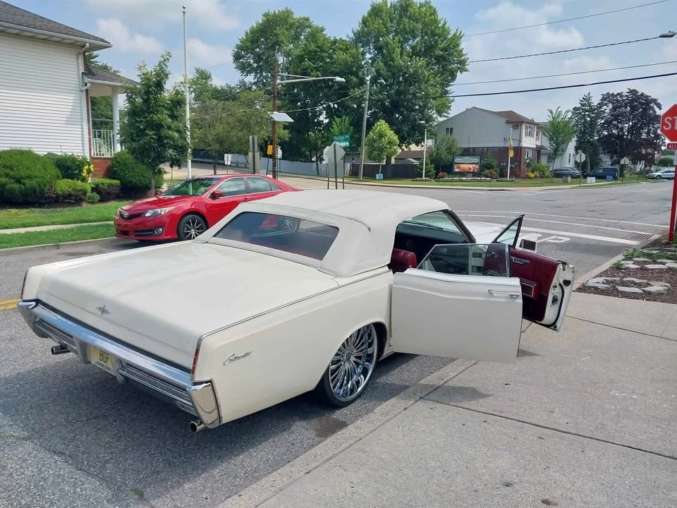1967 Lincoln Continental 4th Gen - Image 4 of 8