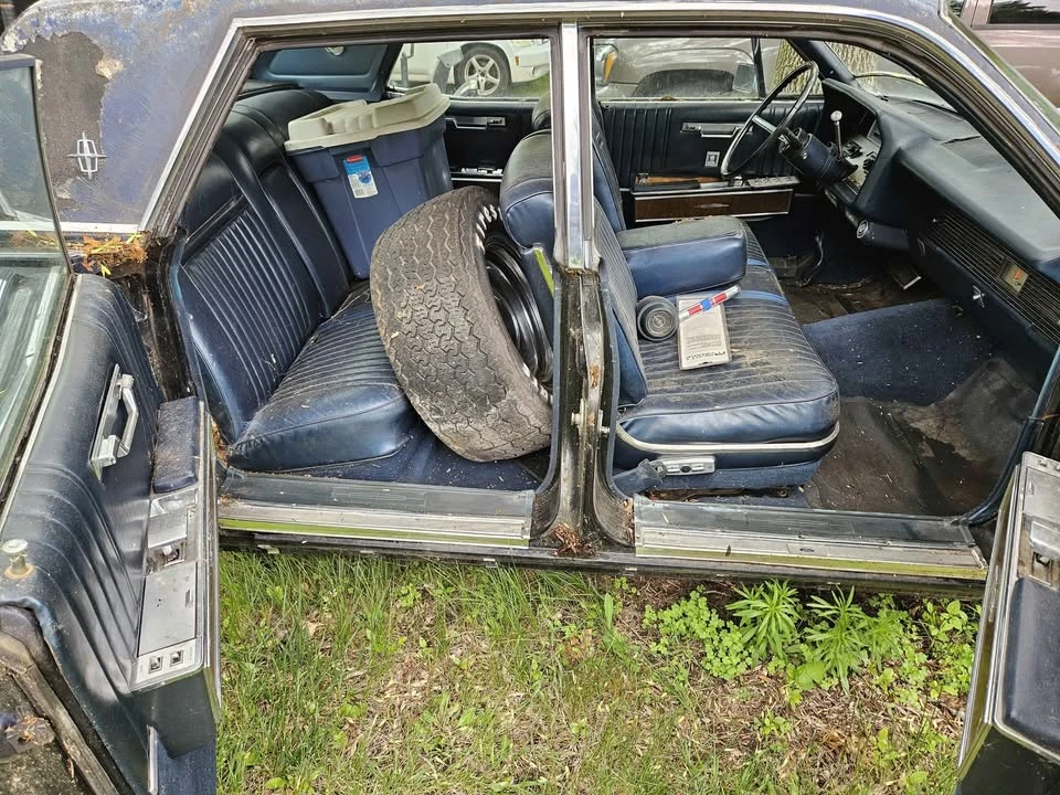 1967 Lincoln Continental 4th Gen - Image 4 of 16