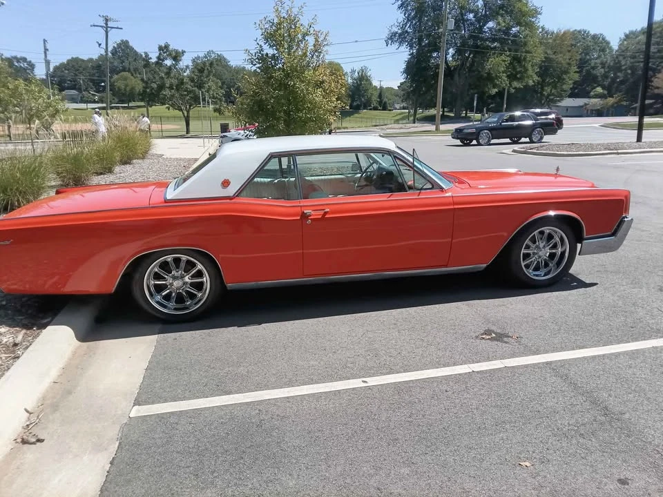1967 Lincoln Continental 4th Gen - Image 2 of 9