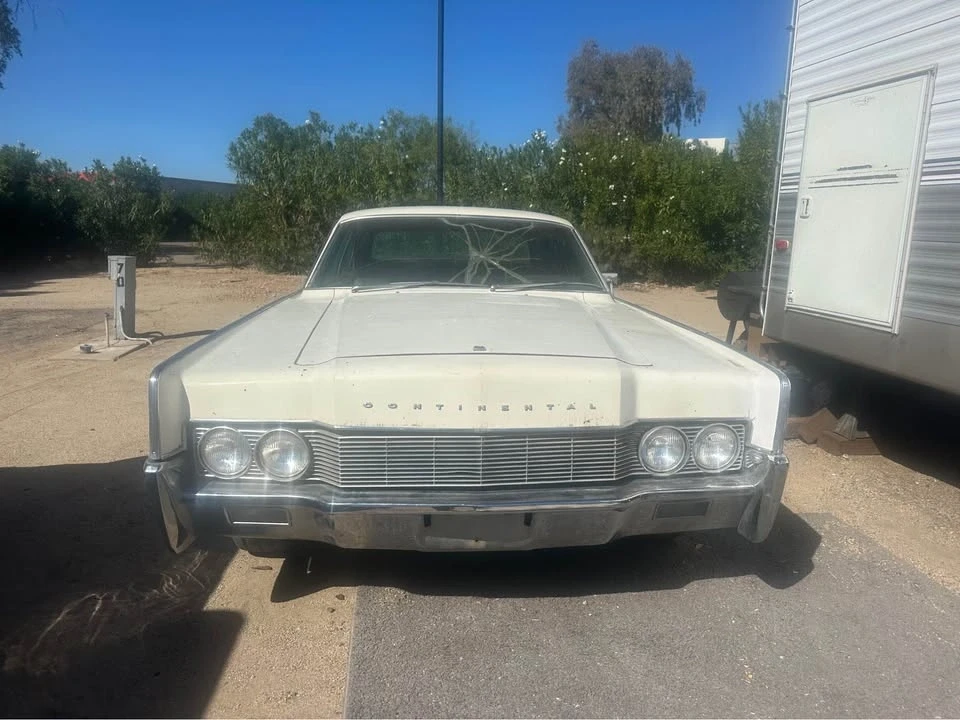 1967 Lincoln Continental 4th Gen - Image 15 of 20