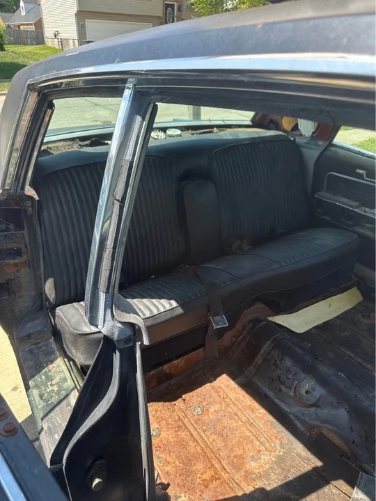 1967 Lincoln Continental 4th Gen - Image 9 of 20