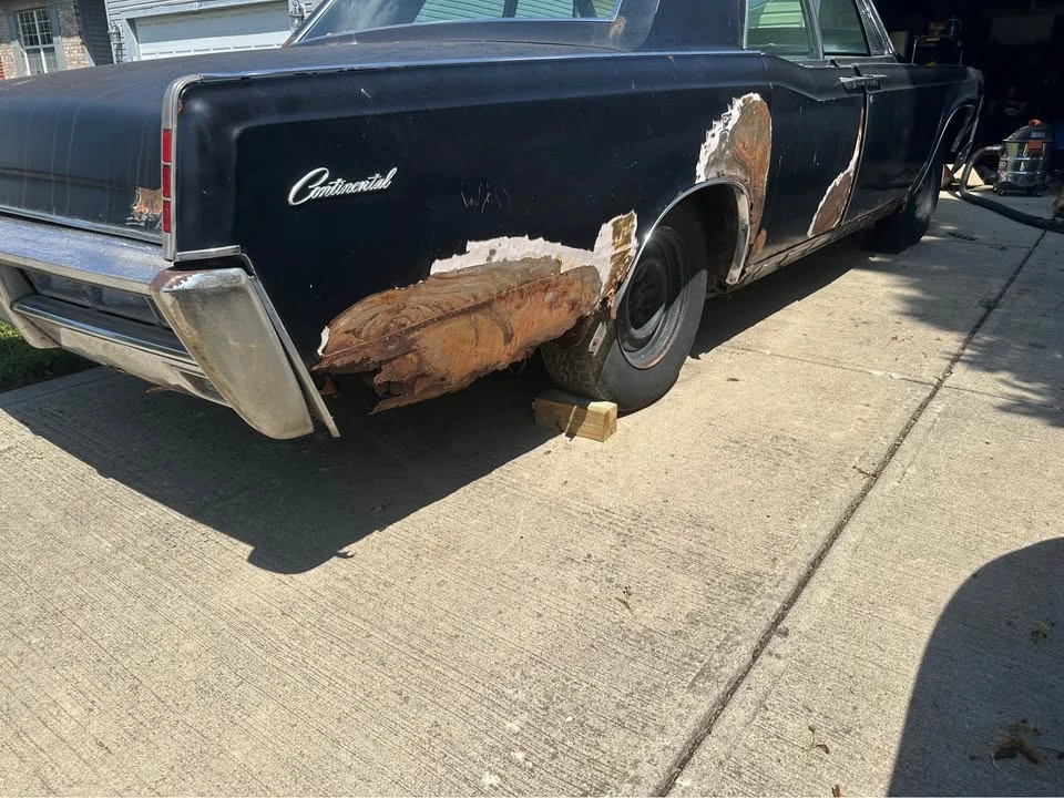 1967 Lincoln Continental 4th Gen - Image 5 of 20