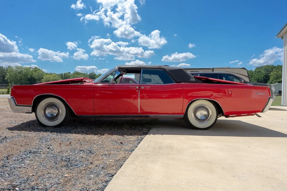 1967 Lincoln Continental 4th Gen - Image 4 of 17