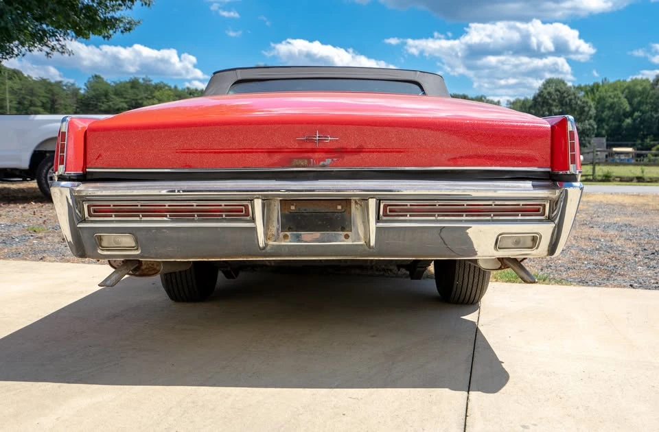 1967 Lincoln Continental 4th Gen - Image 6 of 17