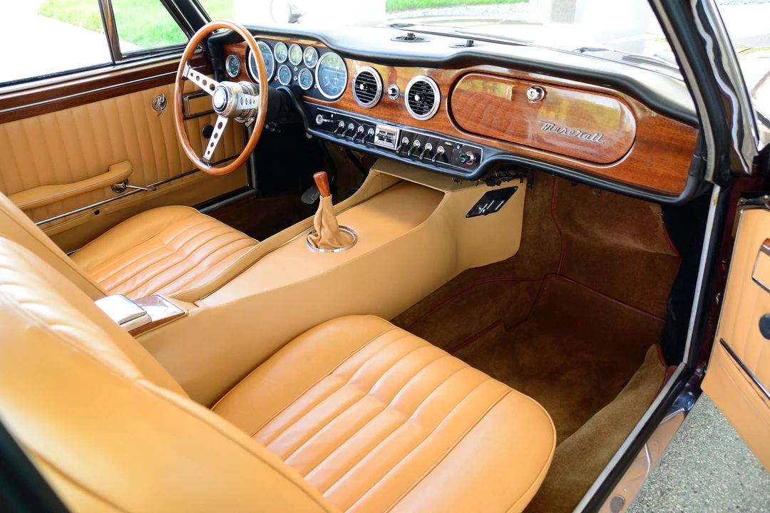 1967 Maserati Mexico - Image 29 of 31