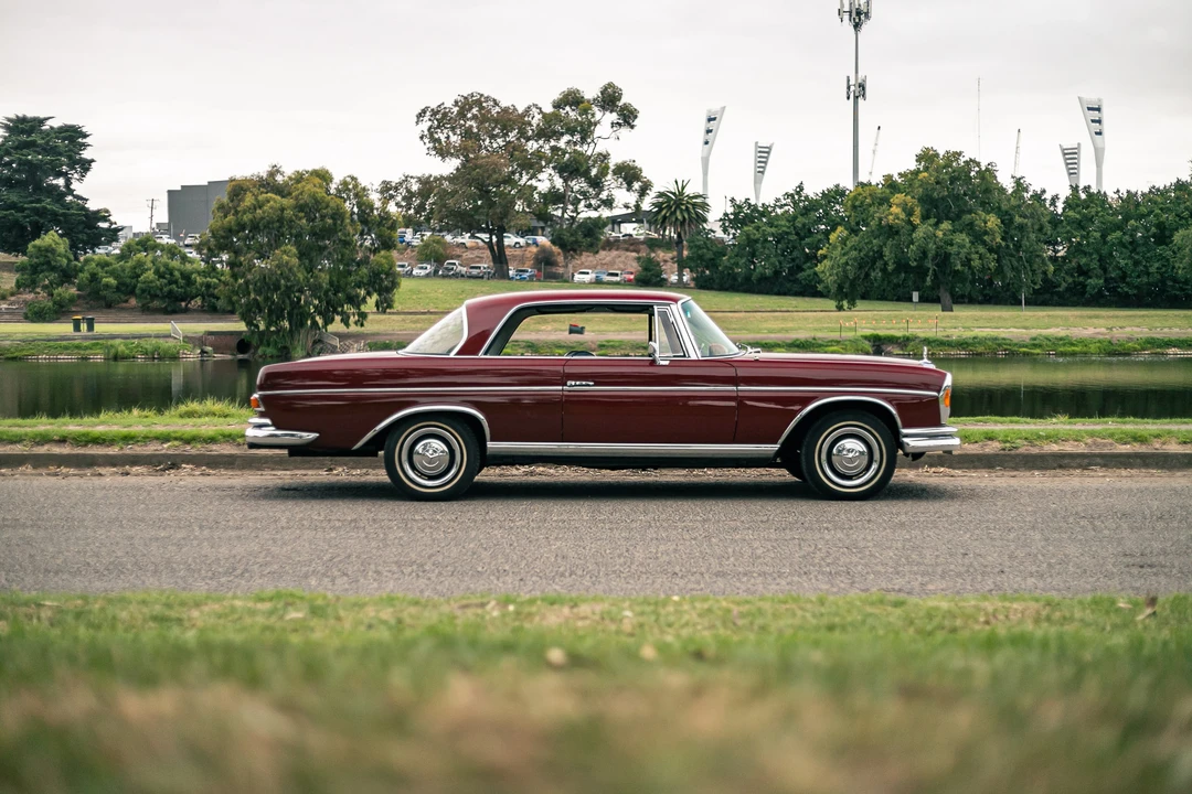 1965 Mercedes-Benz W112 - Image 11 of 31