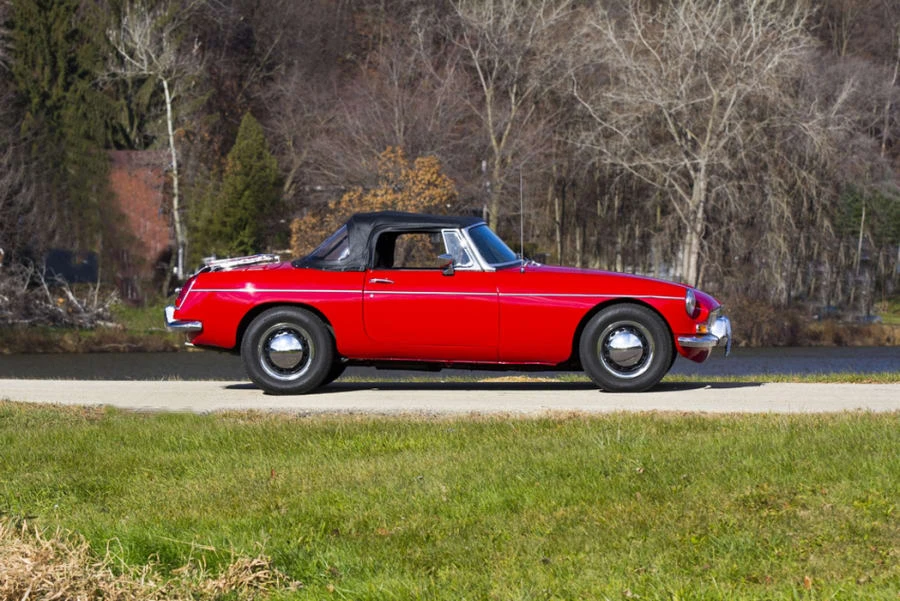 1967 MG MGB Roadster - Image 2 of 9