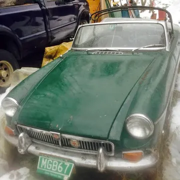 1967 MG B
