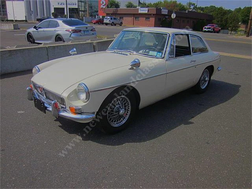1967 MG MGB GT - Image 2 of 23