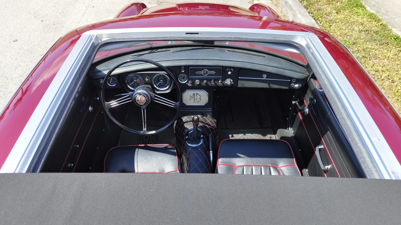 1967 MG MGB GT - Image 31 of 31