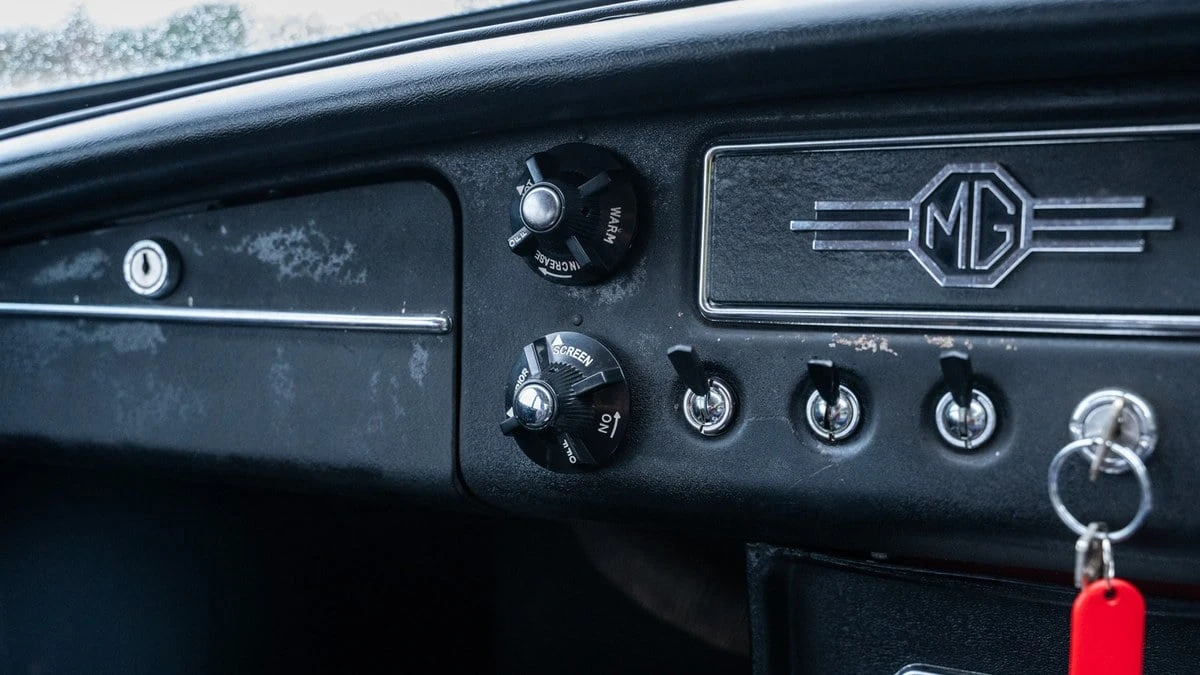 1967 MG MGB GT - Image 30 of 31