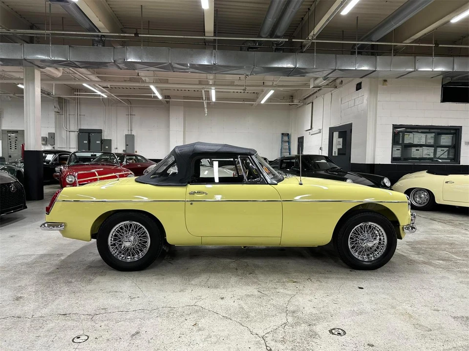 1967 MG MGB Roadster - Image 16 of 31